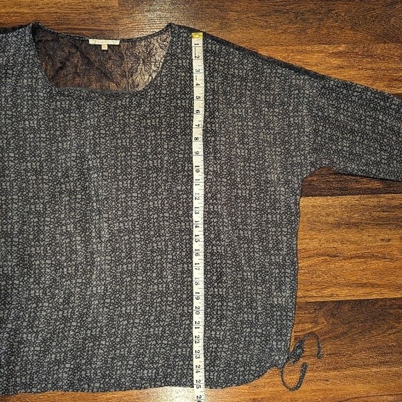 Gold Hawk Silk Gray Loose Fit Oversized Blouse Sleeve Top Lace Trim - Picture 4 of 10